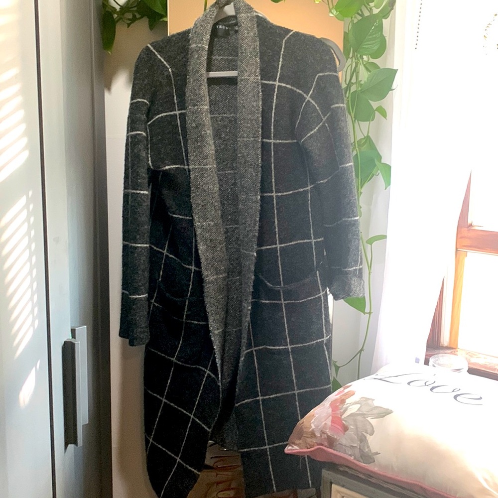 Sweater/ jacket …